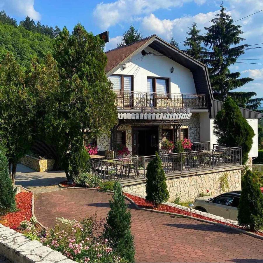 Hotel Bob SJJ Extérieur photo