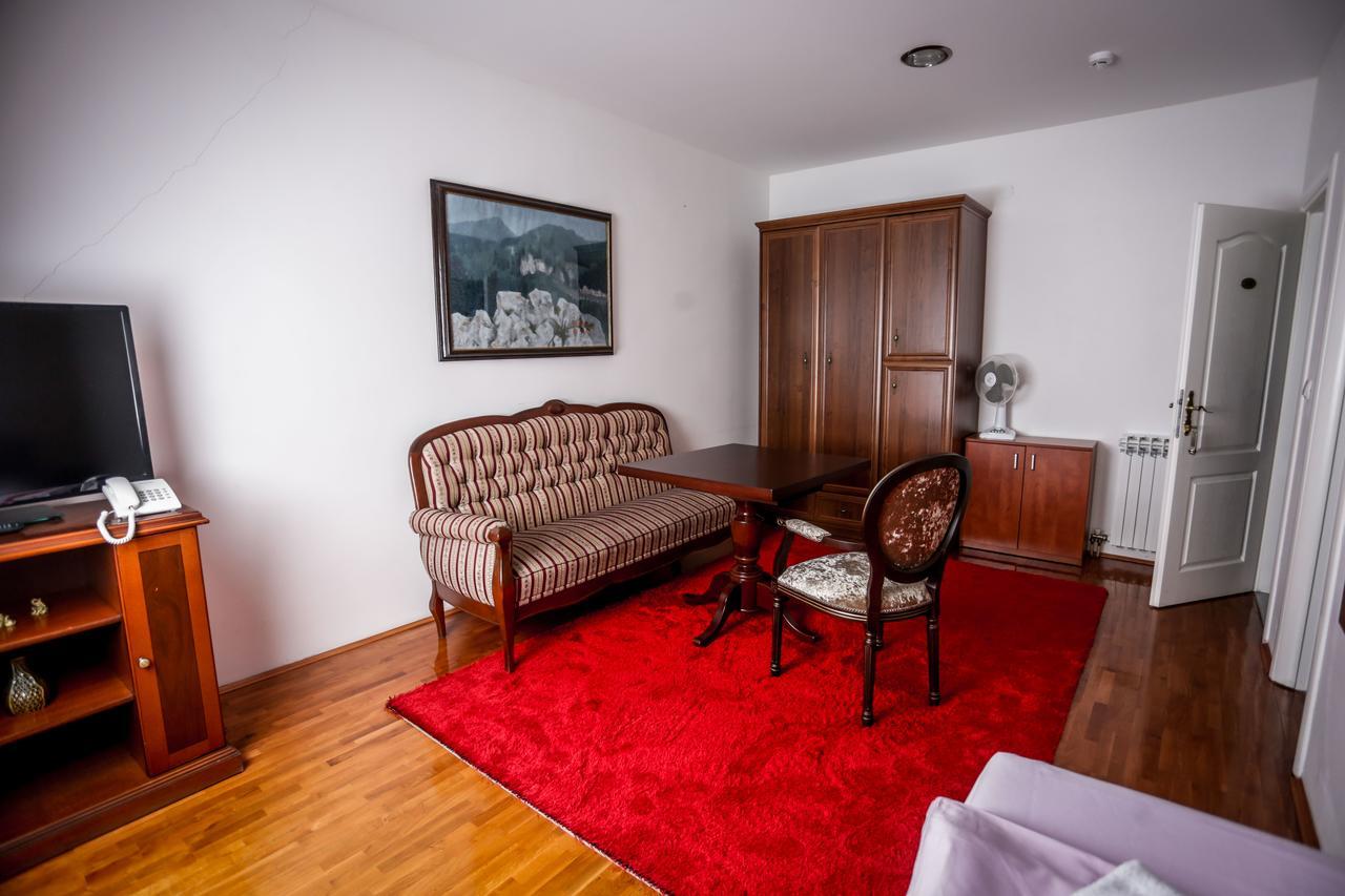 Hotel Bob SJJ Extérieur photo